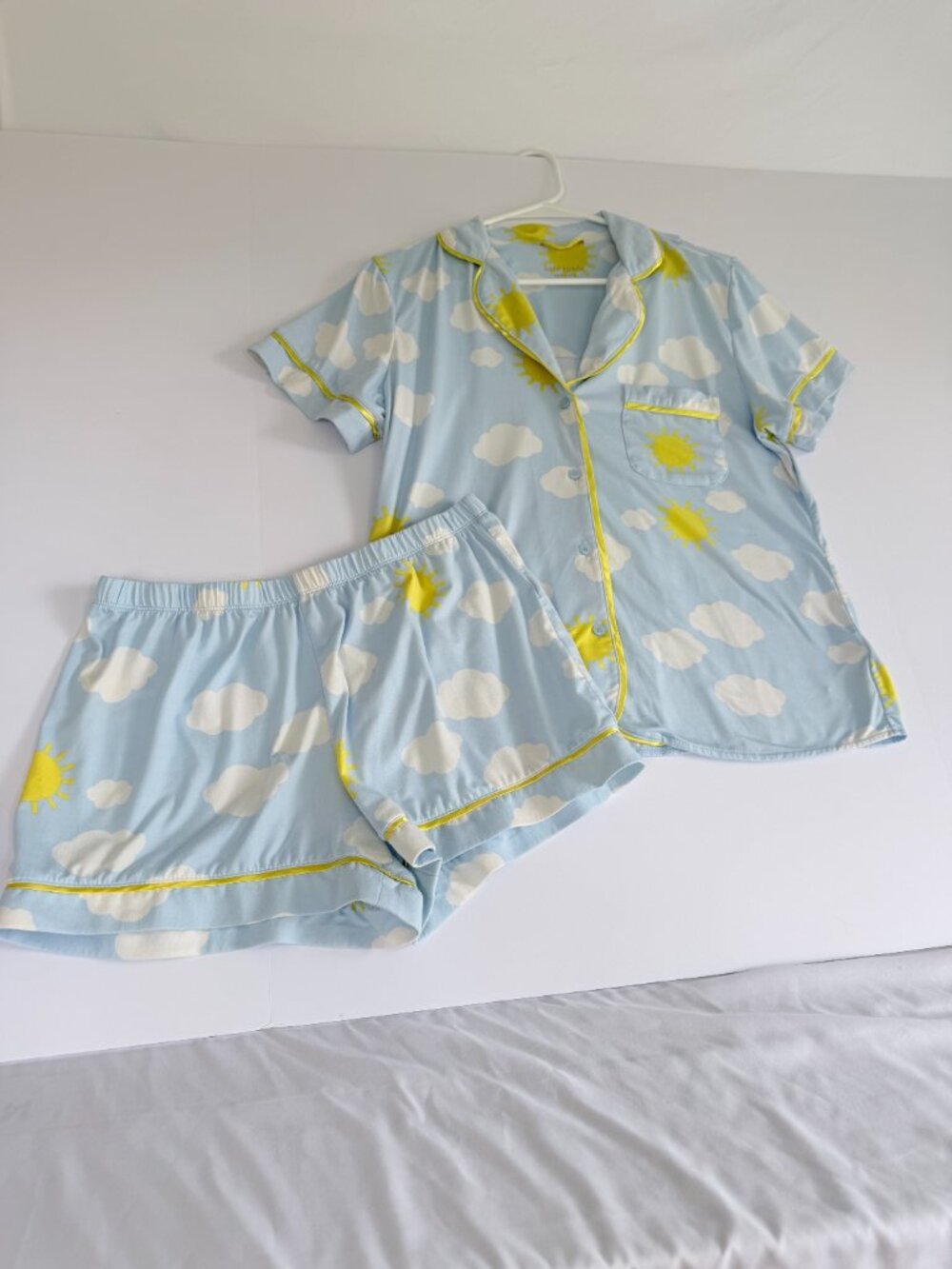 Kate Spade New York Sun & Clouds Pajama Set Women's Short Sleeve Shorts Blue - Picture 6 of 8